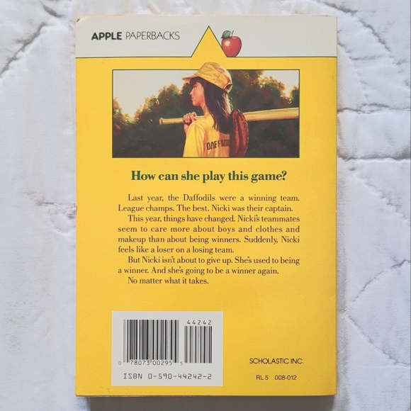 2/$15 ๐ผ The Daffodils - Picture 2 of 6